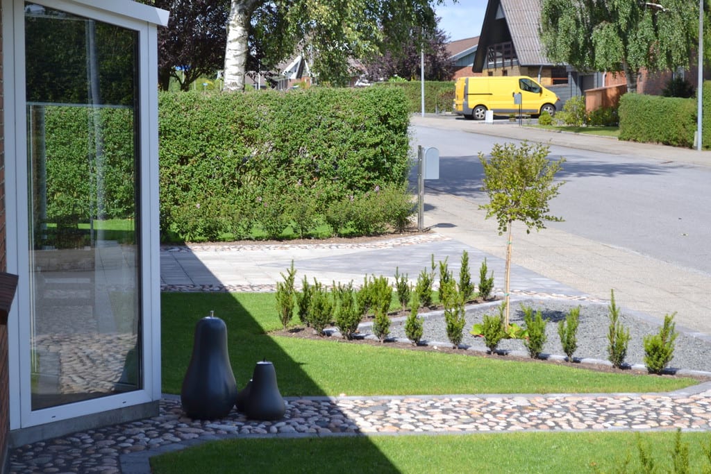 En forhave i snejbjerg skibbild anlægsgartner a/s